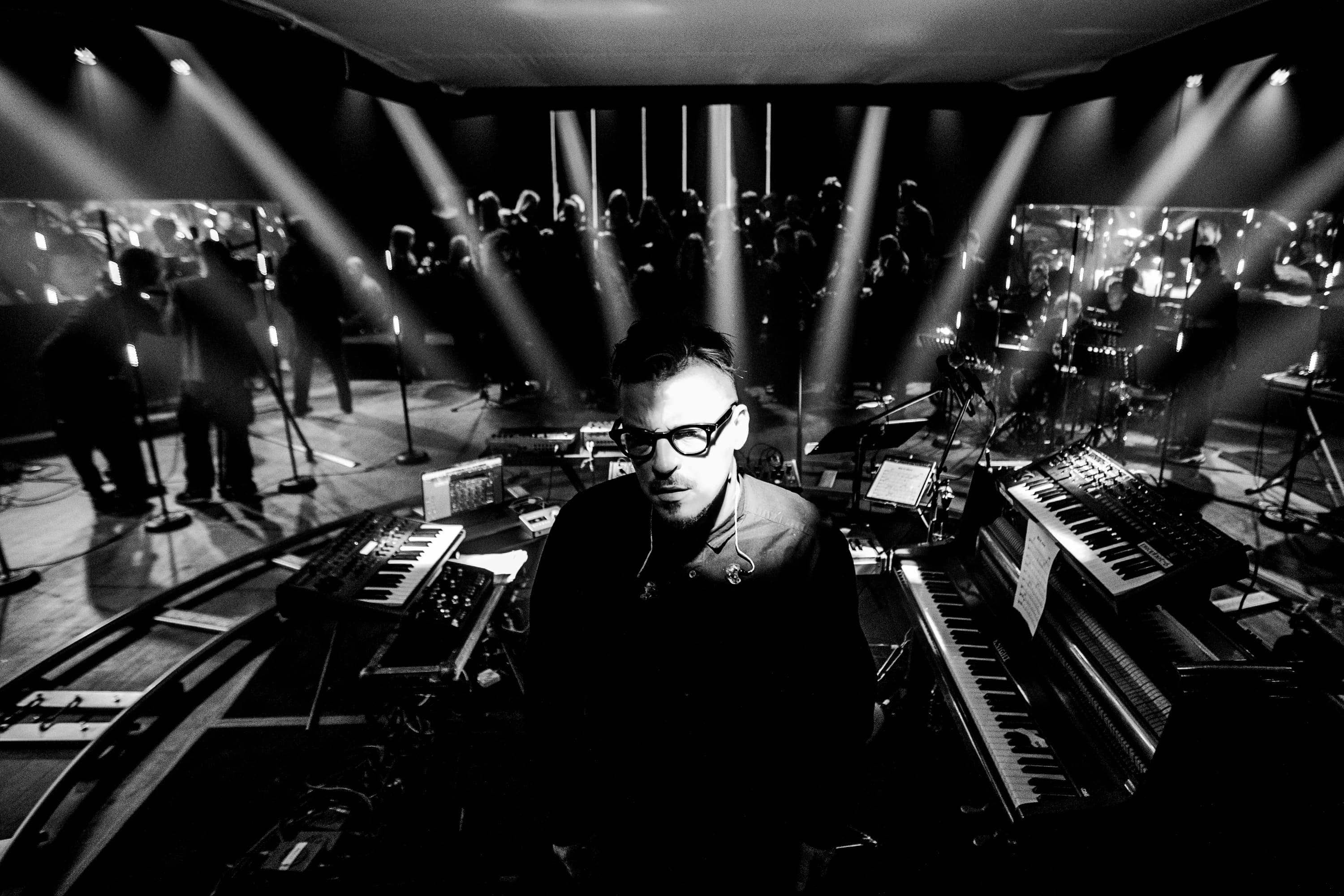 Лаборатория звука под открытым небом: Антон Беляев и группа LAB выступят на фан-зоне Альфа-Банка